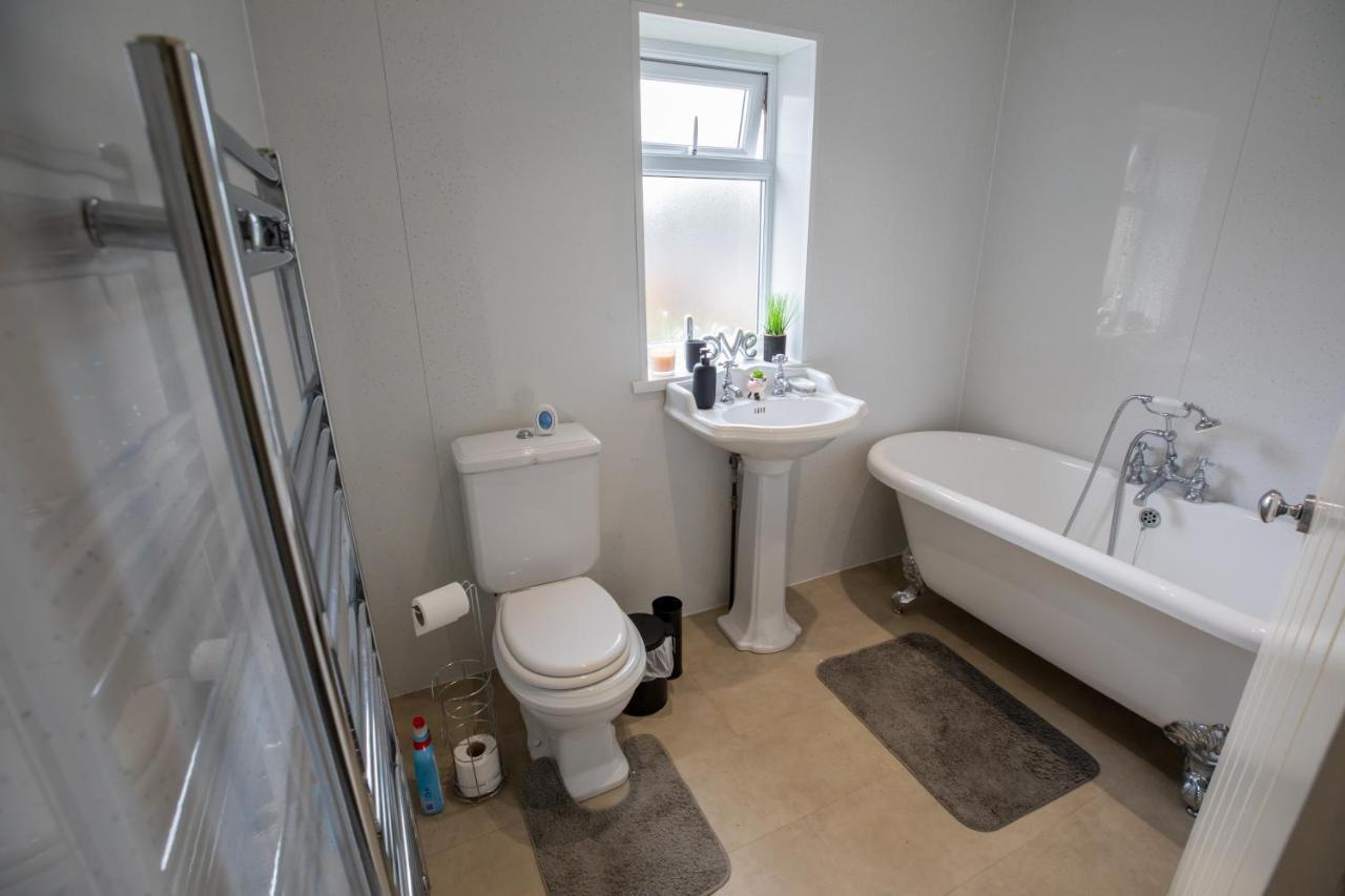 Og Stays Ii- 3Bedroom House Near Nissan & Stadium, Free Parking صندرلاند المظهر الخارجي الصورة