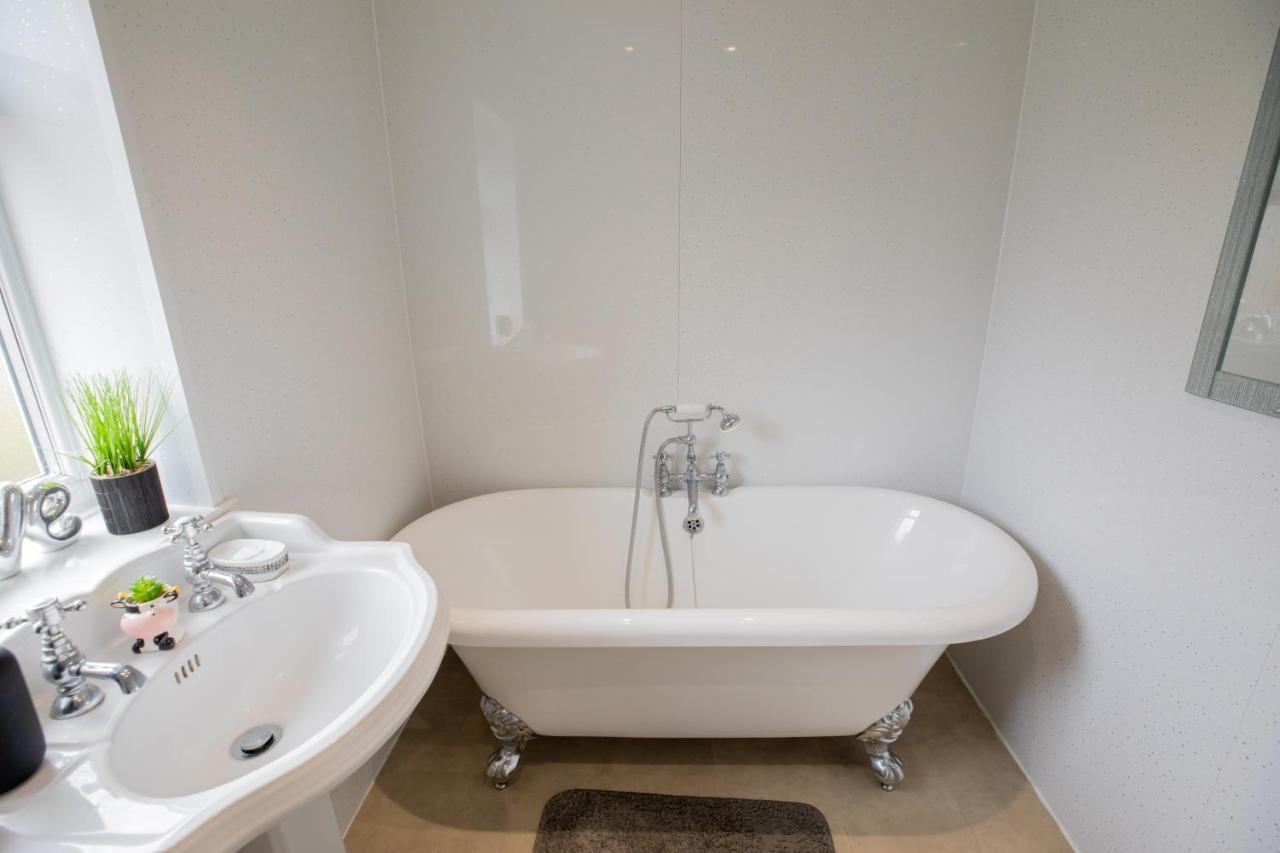 Og Stays Ii- 3Bedroom House Near Nissan & Stadium, Free Parking صندرلاند المظهر الخارجي الصورة